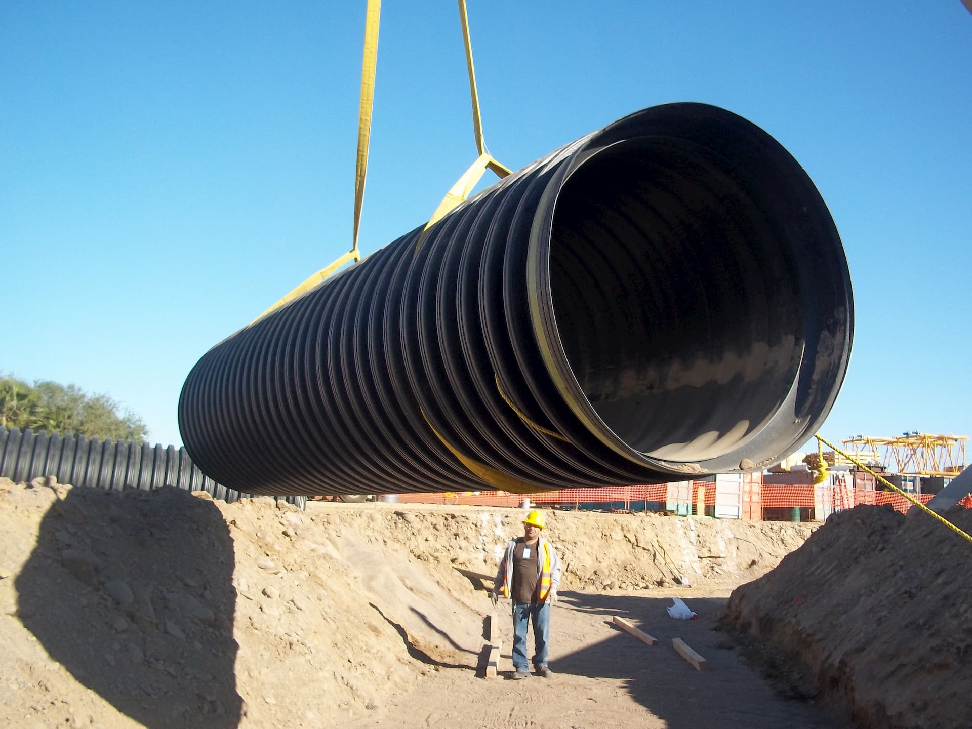 TUBERIA CORRUGADA DE POLIETILENO (HDPE)